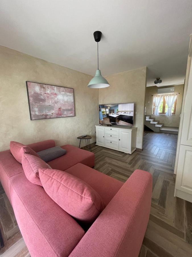 Apartments Sanja ปิเนซิตซี ภายนอก รูปภาพ